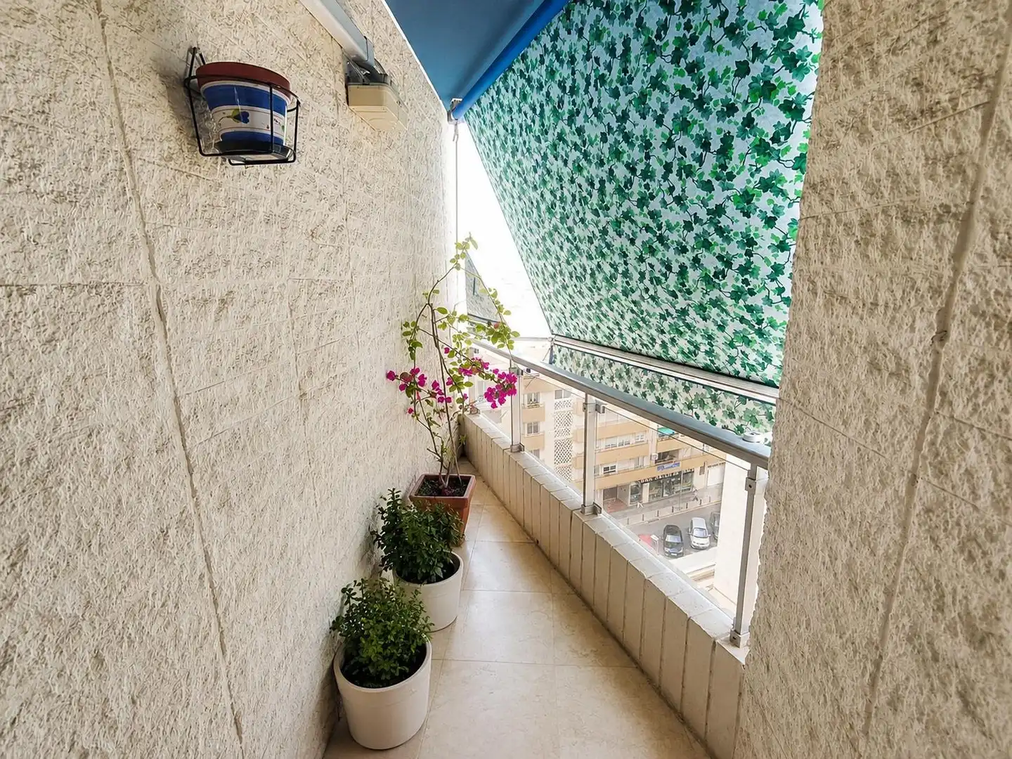 Flat for sale in Calle Calle Castellar, Ensanche - Diputación