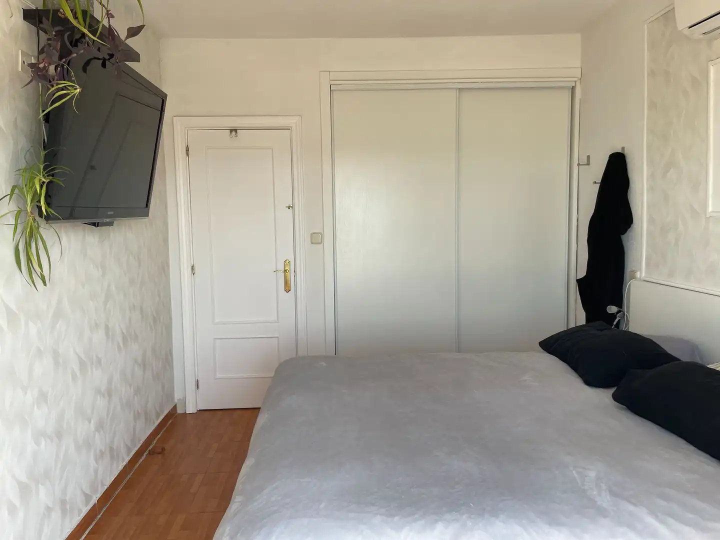 Habitación de Casa o chalet en venta en Colmenar de Oreja con Aire acondicionado, Calefacción y Jardín privado