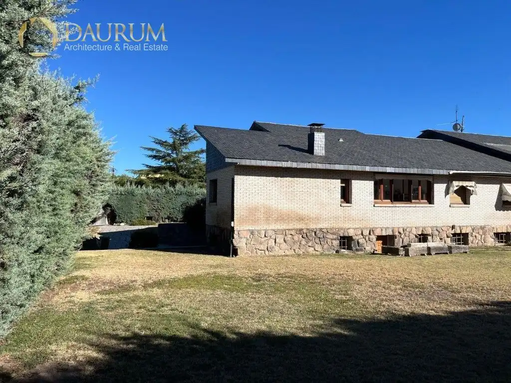 Chalet con piscina en venta en Castillos, imagen 52