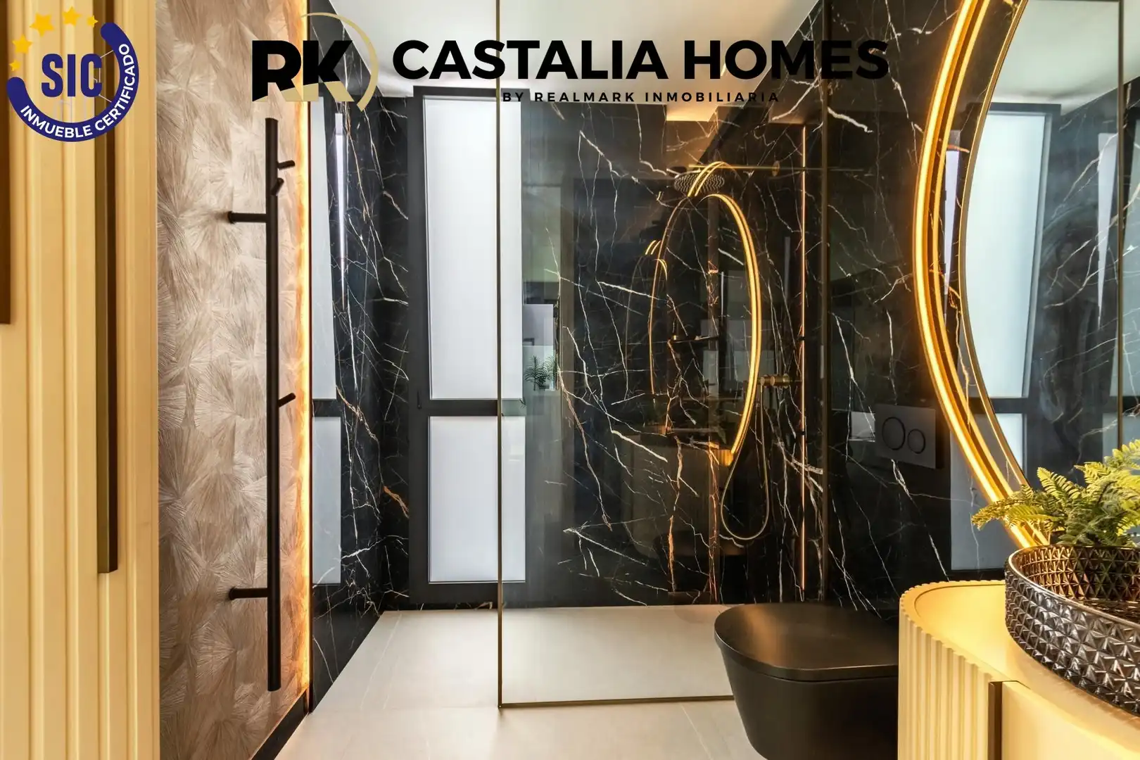 Bany de Casa o xalet en venda en Castellón de la Plana / Castelló de la Plana amb Aire condicionat, Calefacció i Jardí privat