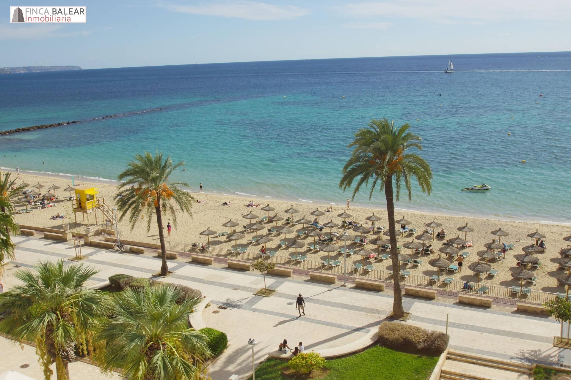Exterior view of Flat for sale in  Palma de Mallorca  with Air Conditioner, Heating and Private garden