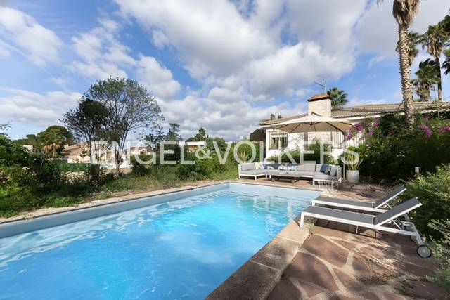 Casa-chalet en Venta en La Cañada