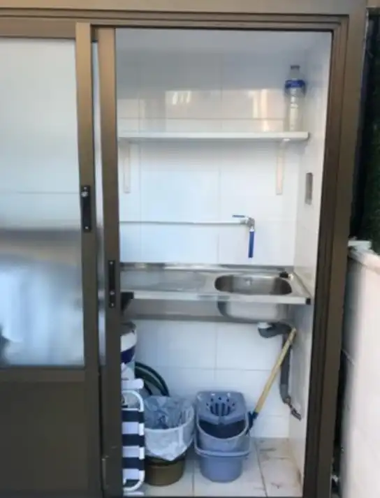 Cuina de Pis en venda en Torrelavega  amb Calefacció, Parquet i Terrassa