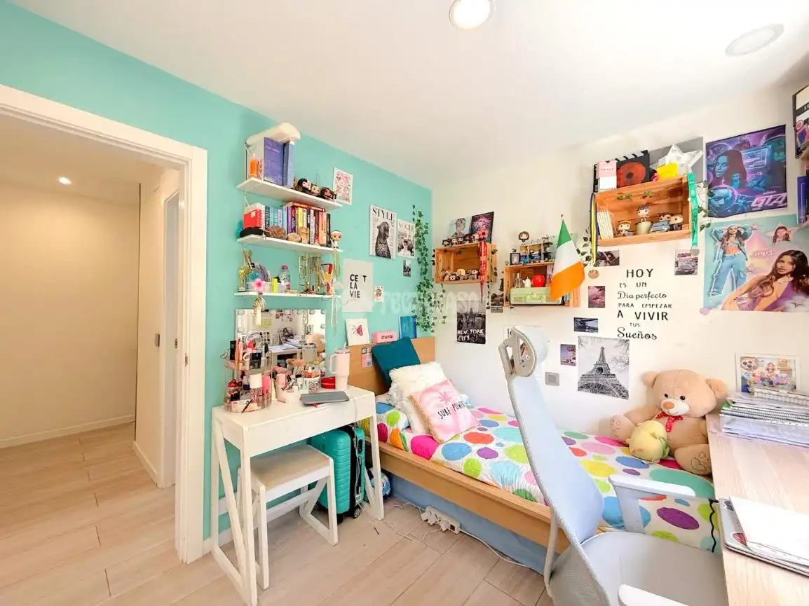 Bedroom of Flat for sale in Madrid  with Air Conditioner and Heating
