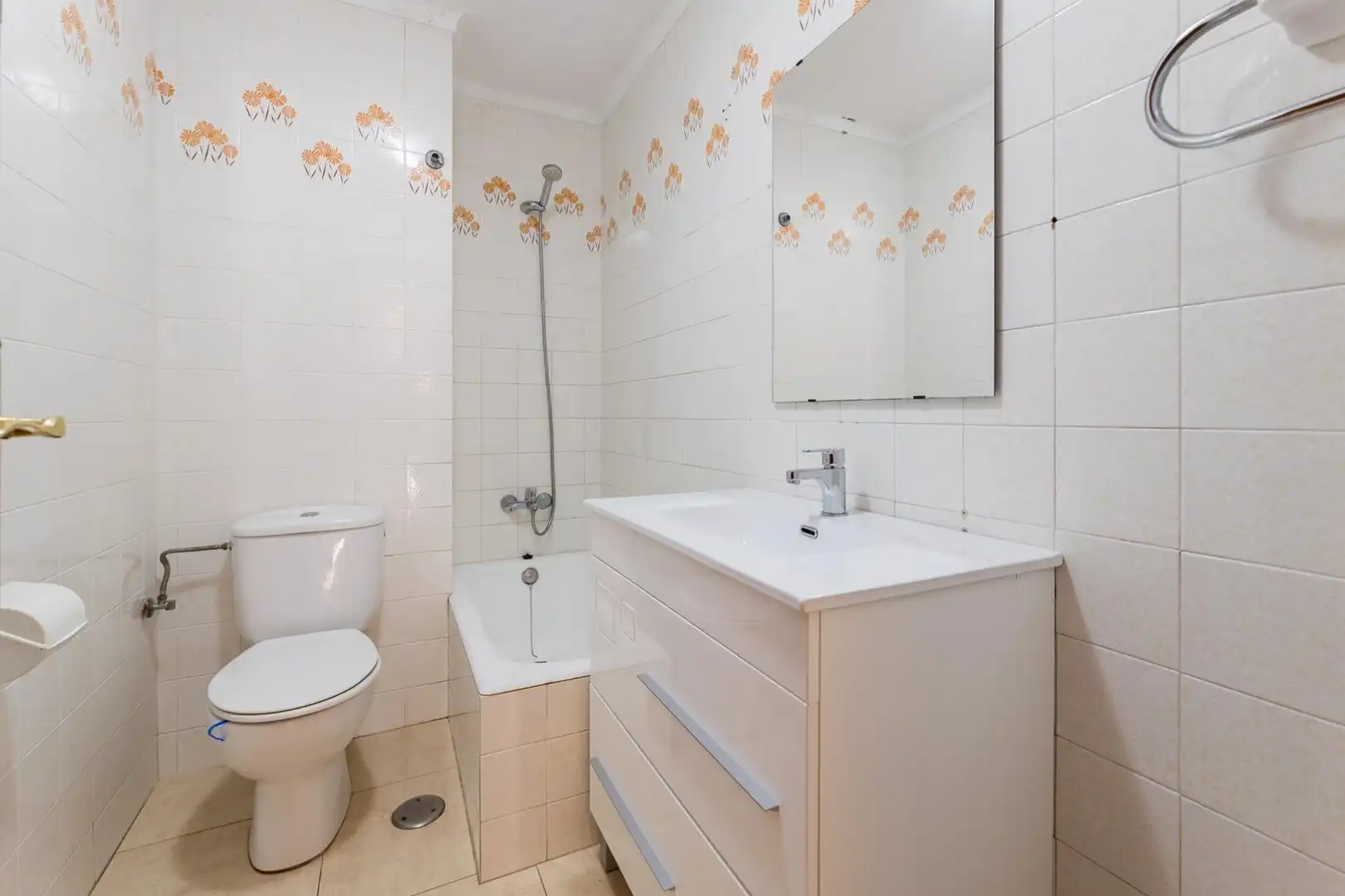 Bathroom of Flat for sale in Llucmajor