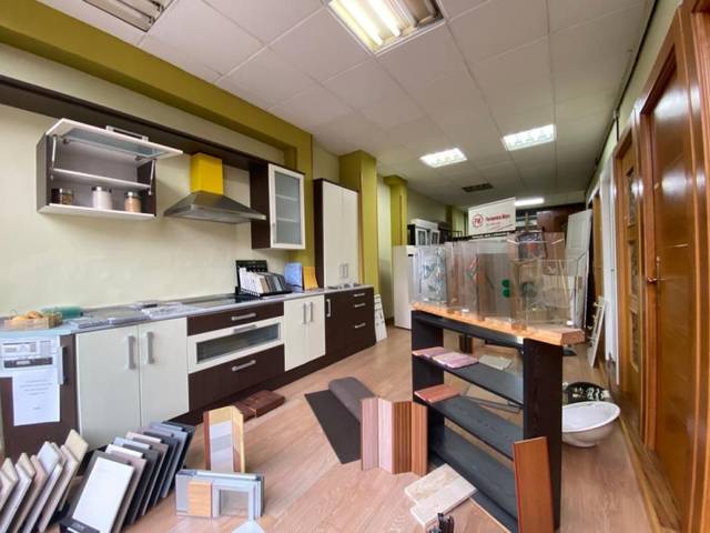 Local comercial en Venta en Oviedo - Calle Coronel Bobes en Ciudad Naranco - Prados de La Fuente