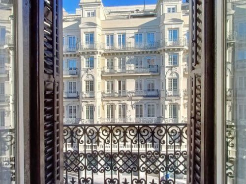 Terrassa de Pis en venda en  Madrid Capital amb Calefacció, Parquet i Balcó