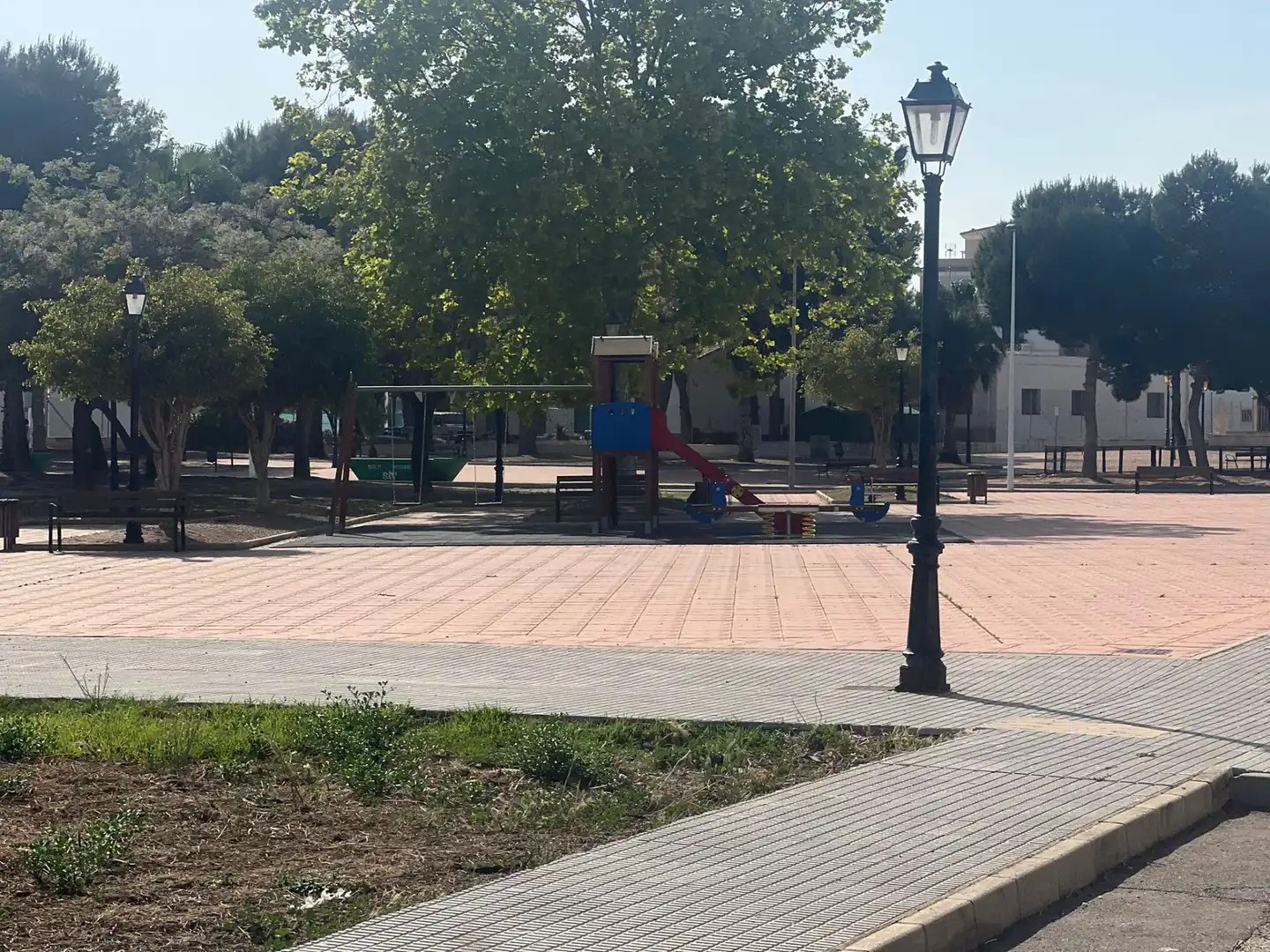 Vista exterior de Casa adosada en venta en San Pedro del Pinatar con Aire acondicionado, Terraza y Trastero