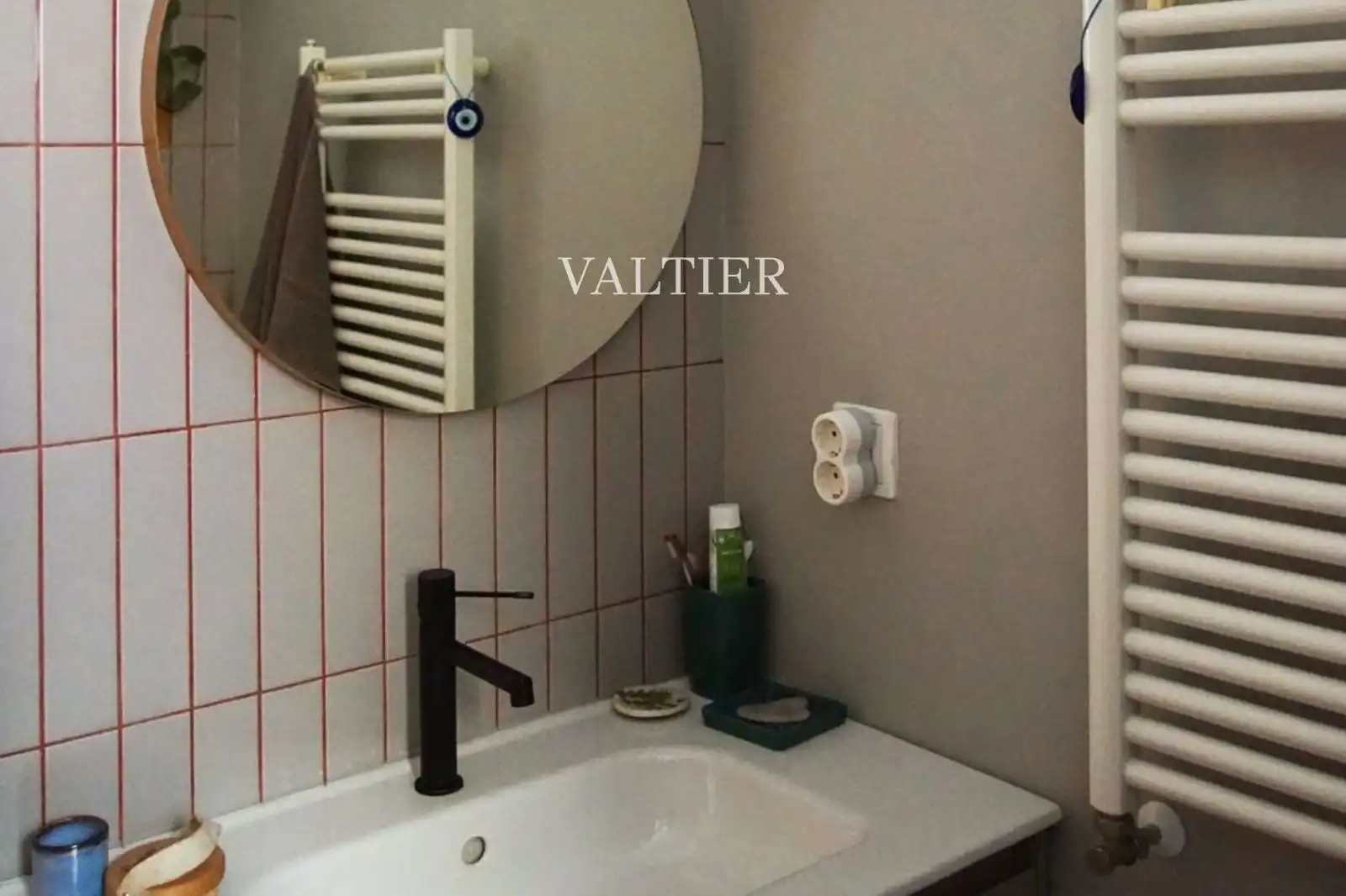 Bathroom of Flat for rent in Madrid  with Air Conditioner, Terrace and Furnished