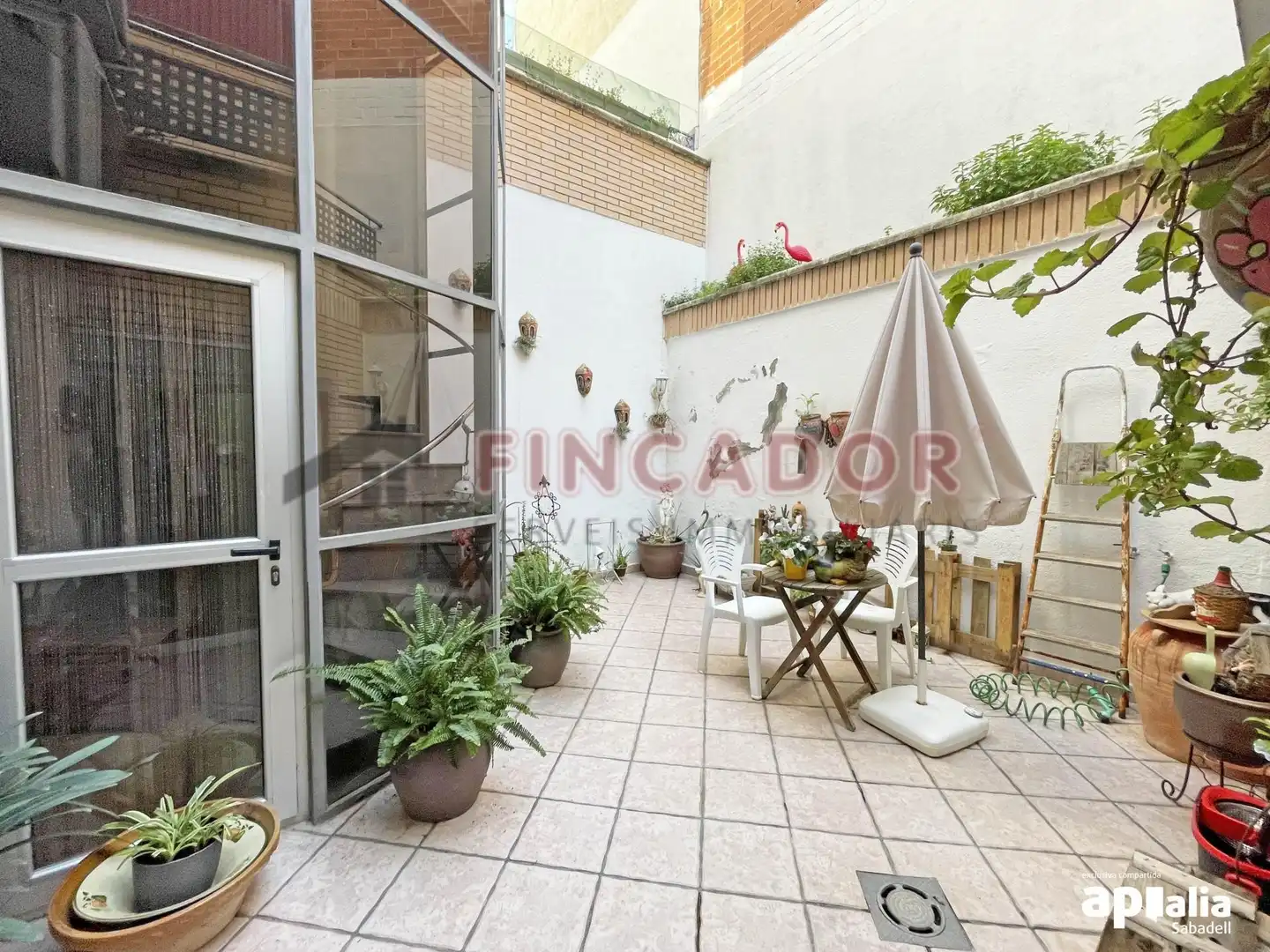 Terrace of Detached homes for sale in Sabadell  with Air Conditioner, Heating and Parquet flooring