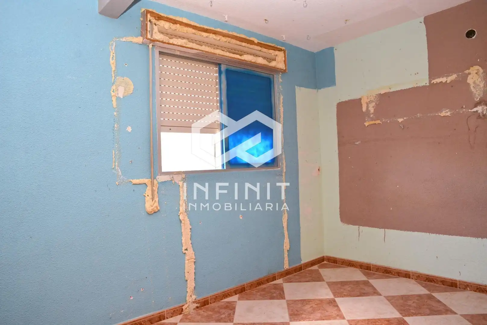 Dormitori de Casa o xalet en venda en Robledillo de Mohernando amb Jardí privat, Terrassa i Traster