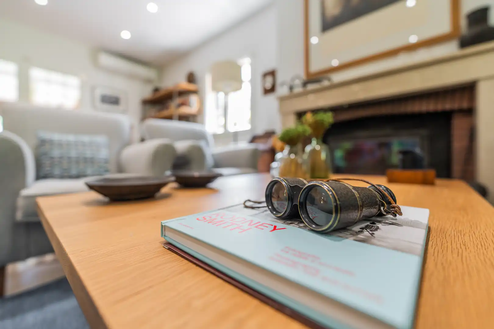 Living room of Houses for sale in Madrid  with Air Conditioner, Private garden and Swimming Pool