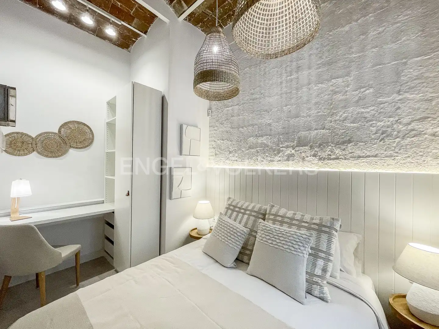 Habitación de Piso de alquiler en Barcelona con Aire acondicionado, Calefacción y Amueblado