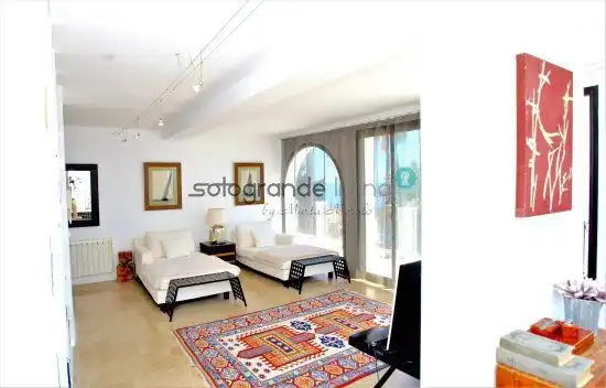 Villa mit Pool zum Verkauf in Chullera, imagen 9