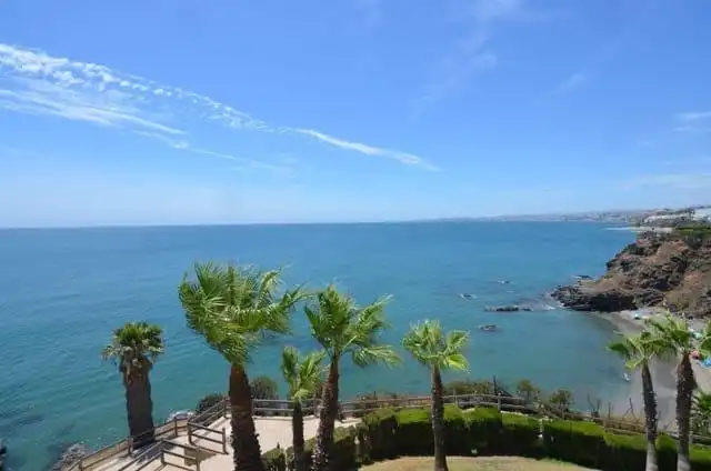 Apartament amb piscina en venda a Calle Calle Torrequebrada, imagen 4