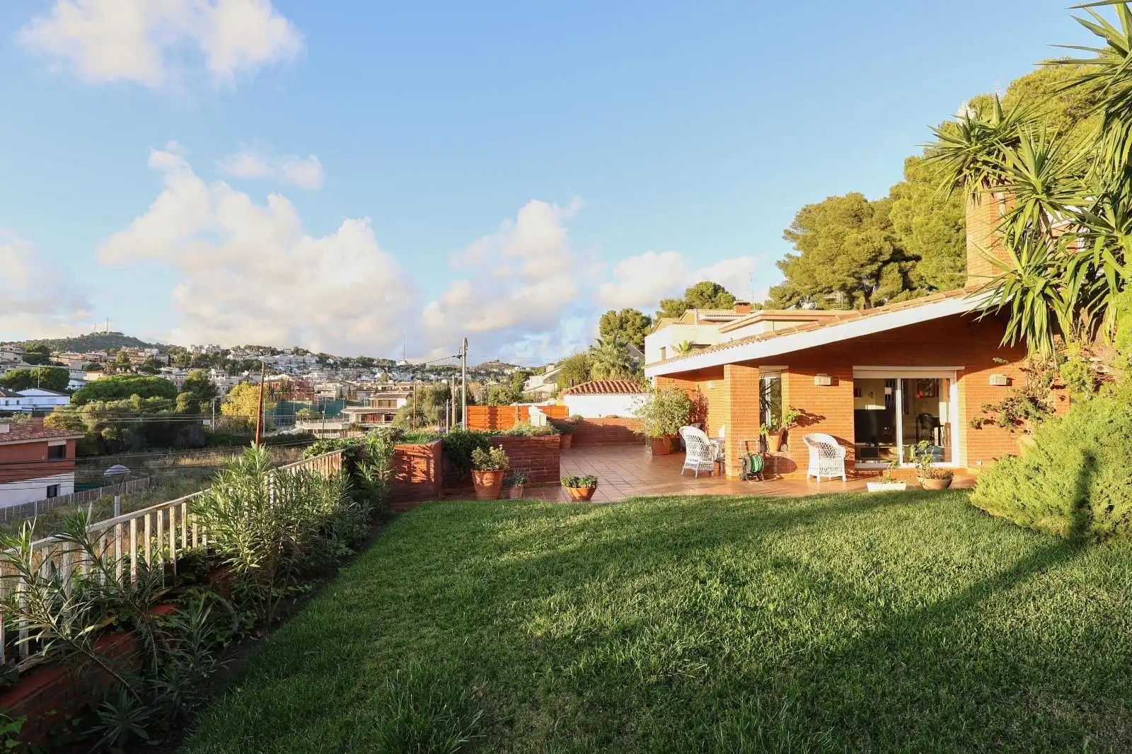 Casa amb piscina en venda a Segur de Calafell