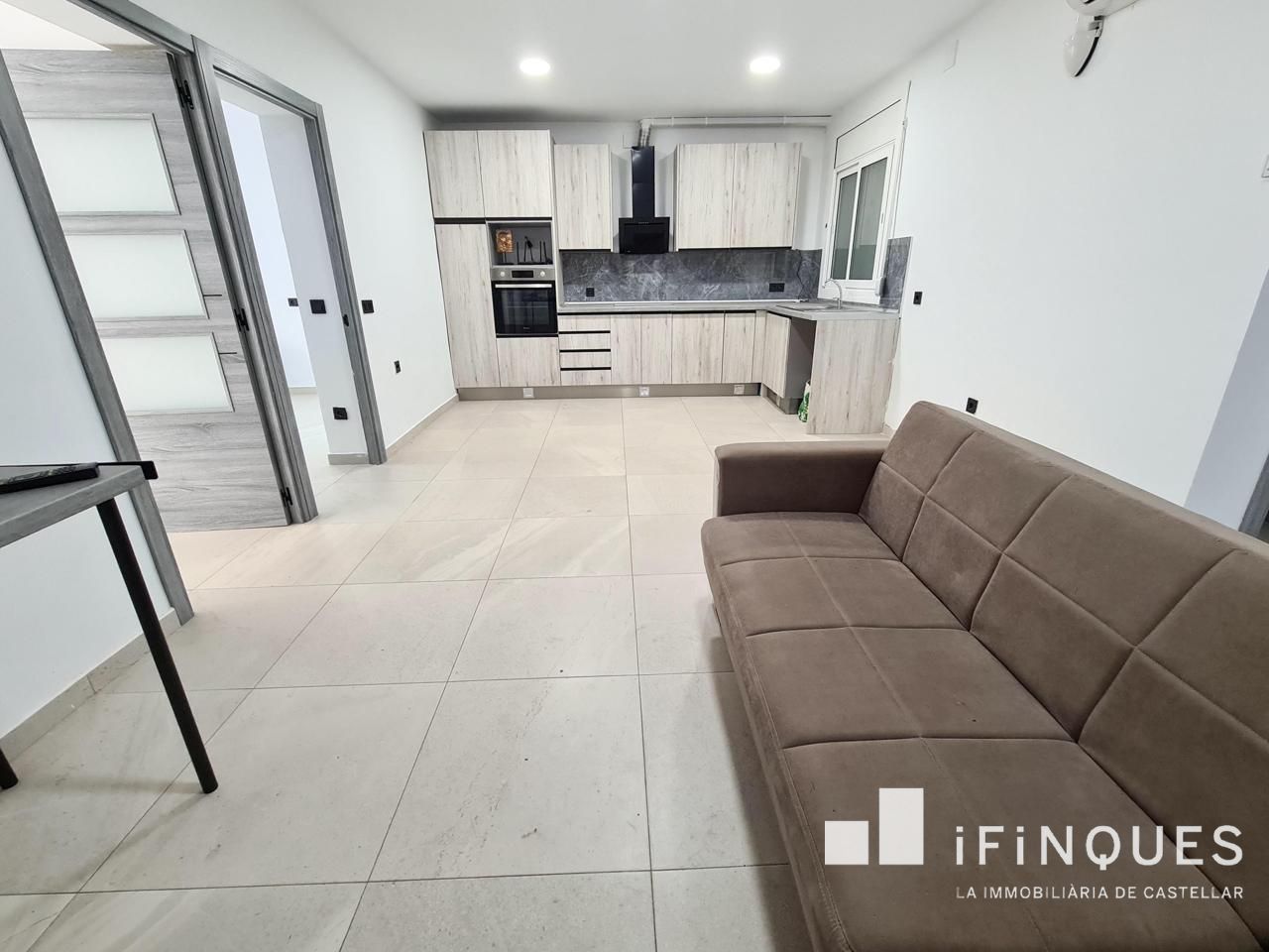 Cuina de Planta baixa en venda en Sabadell amb Aire condicionat, Calefacció i Parquet