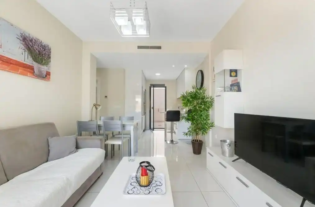 Apartment mit Terrasse zum Verkauf in Calle LAGO BAÑOLAS 2, imagen 8