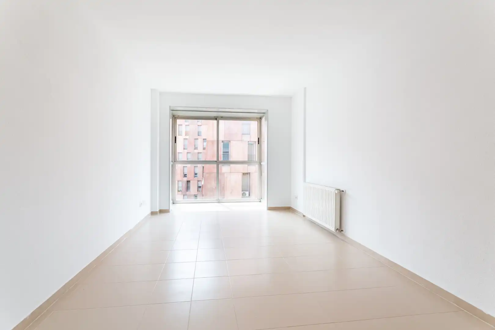 Piso en venta en Madrid con Calefacción, Trastero y Horno