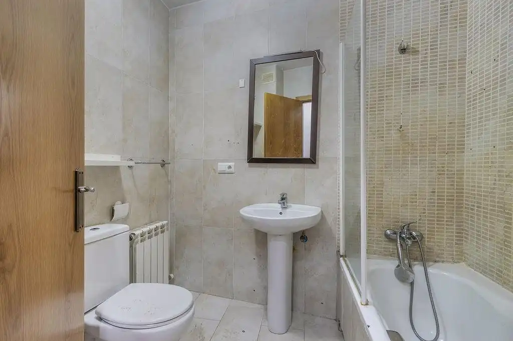 Bathroom of Ground floor for sale in Tàrrega