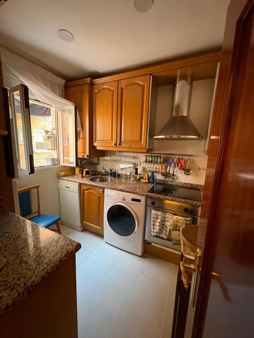 Kitchen of Flat for sale in Madrid  with Air Conditioner, Heating and Parquet flooring