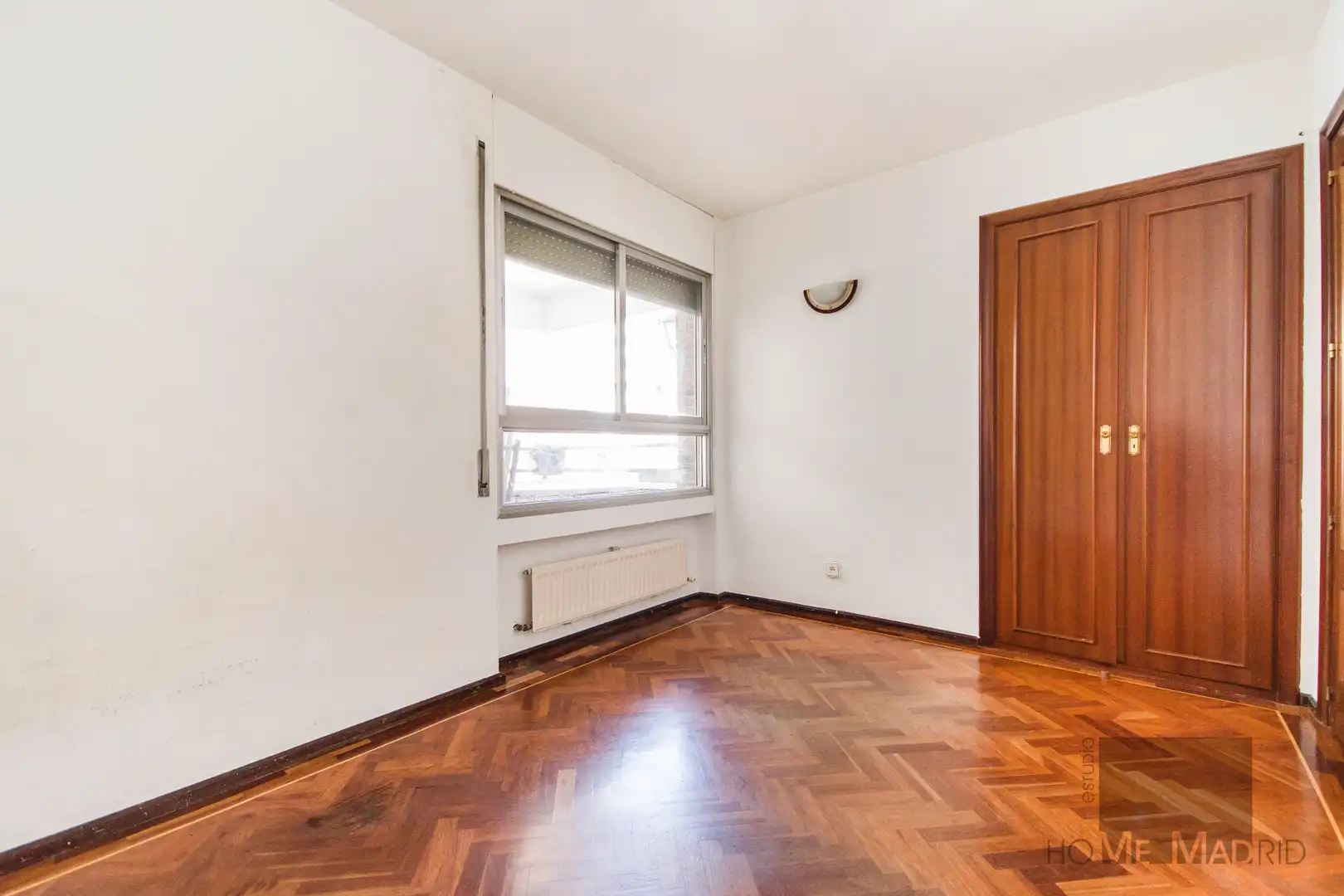 Bedroom of Flat for sale in Madrid  with Air Conditioner, Heating and Parquet flooring