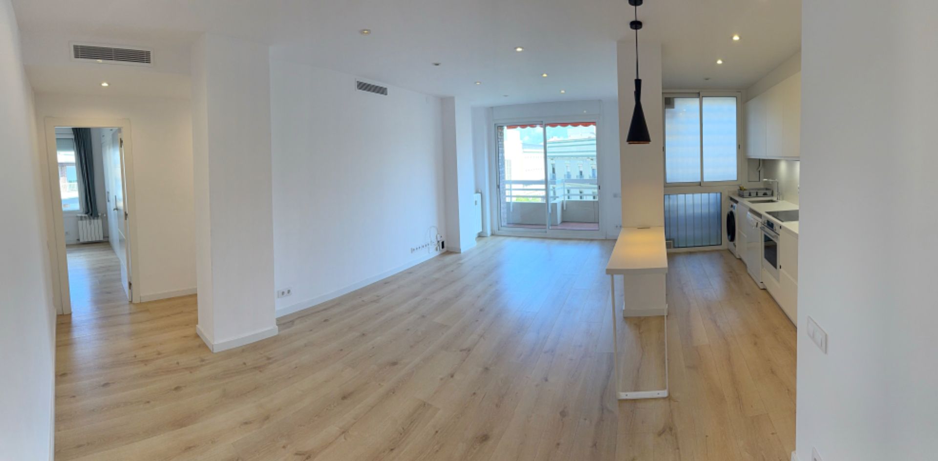 Sala d'estar de Pis de lloguer en  Barcelona Capital amb Aire condicionat, Calefacció i Parquet