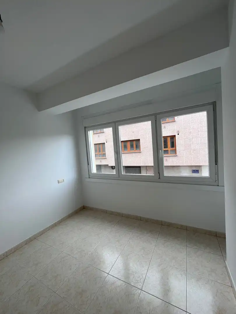 Schlafzimmer von Wohnung zum Verkauf in Arteixo mit Heizung