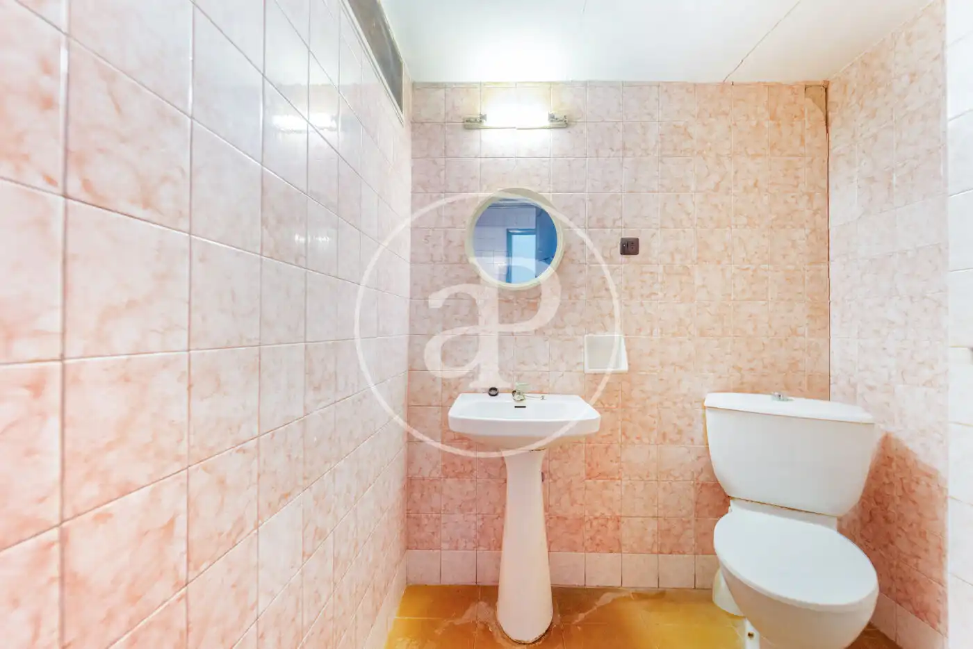 Bathroom of Houses for sale in Alcoy / Alcoi  with Heating, Terrace and Balcony