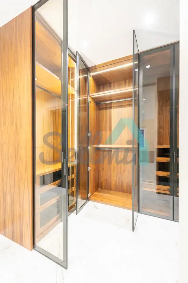Habitación de Piso en venta en Oviedo  con Calefacción, Trastero y Balcón