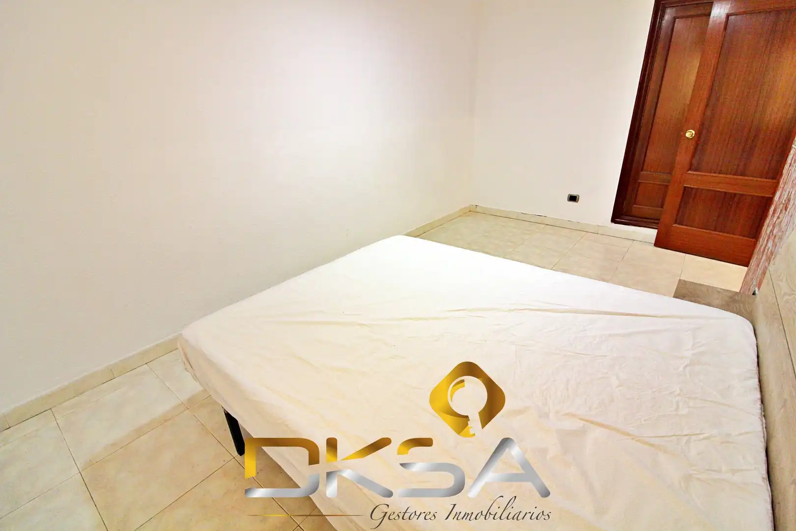Schlafzimmer von Erdgeschoss zum Verkauf in Vila-real mit Klimaanlage, Heizung und Möbliert