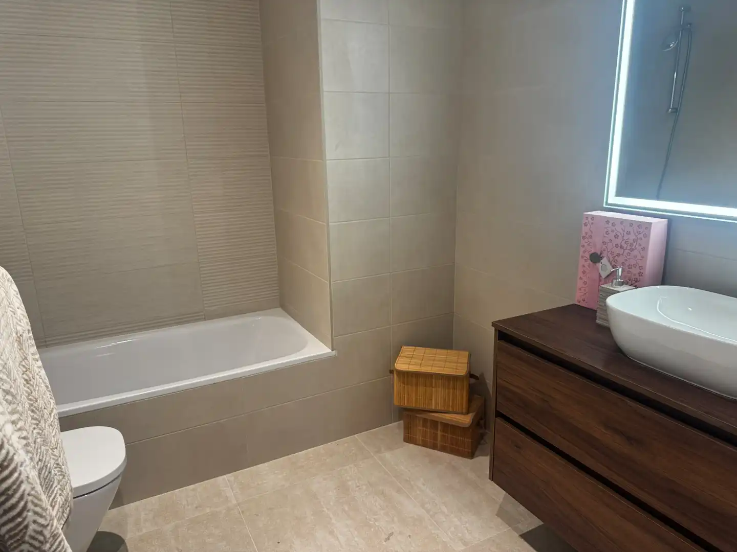 Bathroom of Flat for rent in Mollet del Vallès  with Air Conditioner, Heating and Parquet flooring
