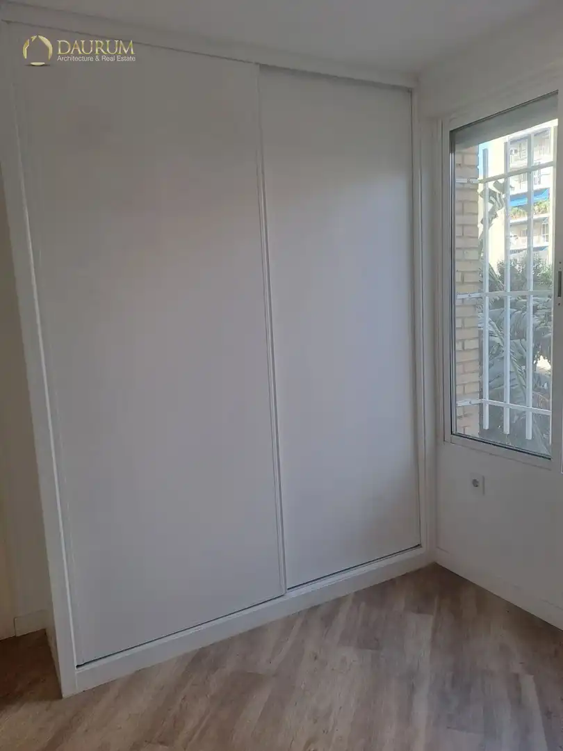 Flat for sale in Sevilla  with Air Conditioner, Heating and Terrace