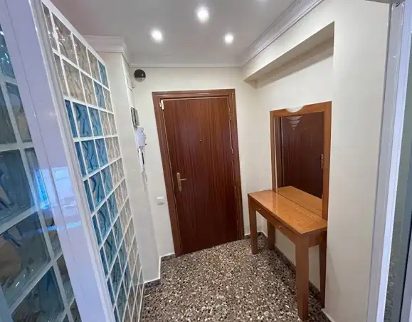 Flat for sale in Valencia  with Air Conditioner, Heating and Terrace