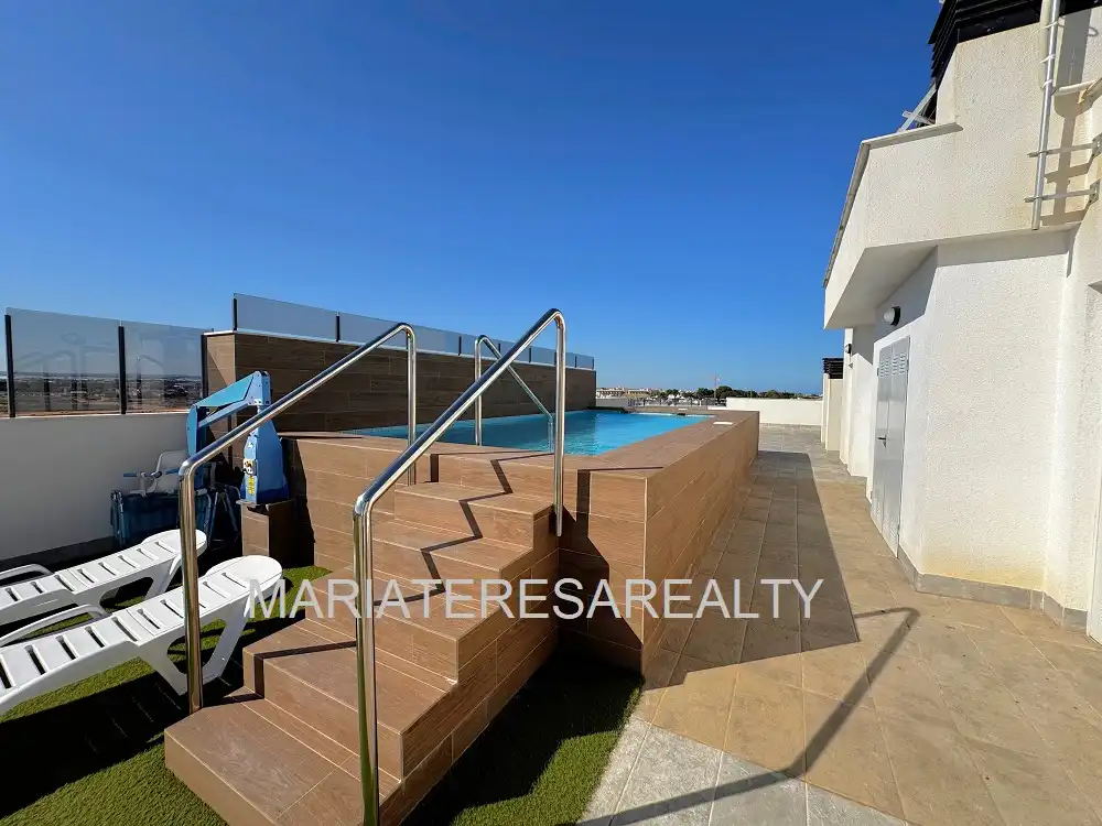 Piscina de Ático en venta en San Pedro del Pinatar con Aire acondicionado, Calefacción y Trastero