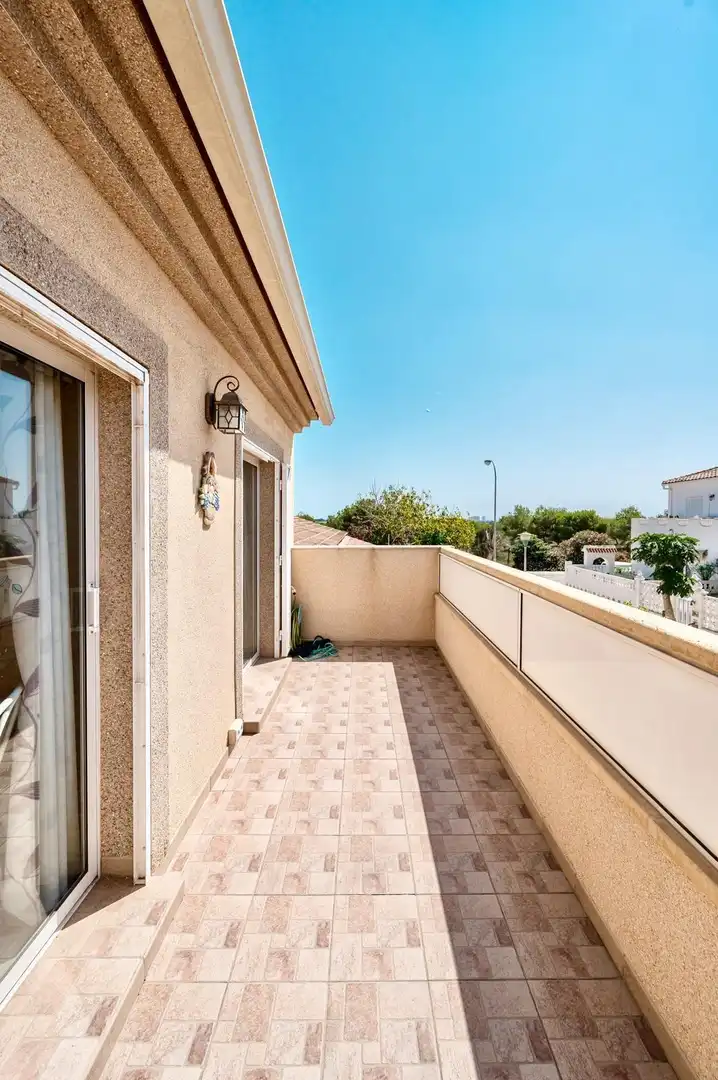 Adosado con terraza en venta en RODRIGO, imagen 16