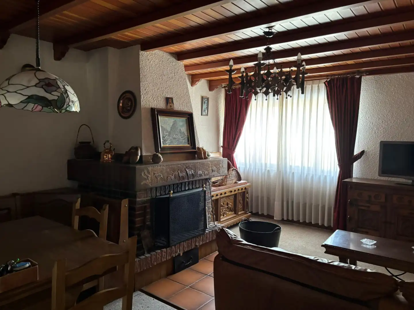Wohnzimmer von Wohnung zum Verkauf in Puebla de Lillo mit Heizung und Abstellraum