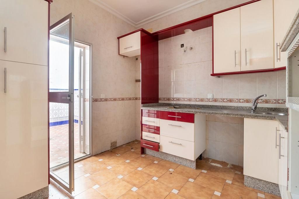 Kitchen of Flat for sale in Palma del Río  with Heating