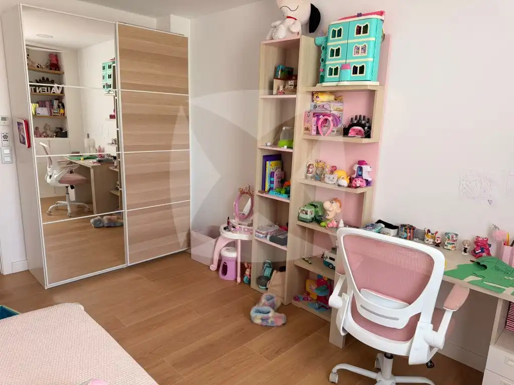 Habitación de Casa o chalet en venta en Badajoz con Aire acondicionado, Terraza y Piscina