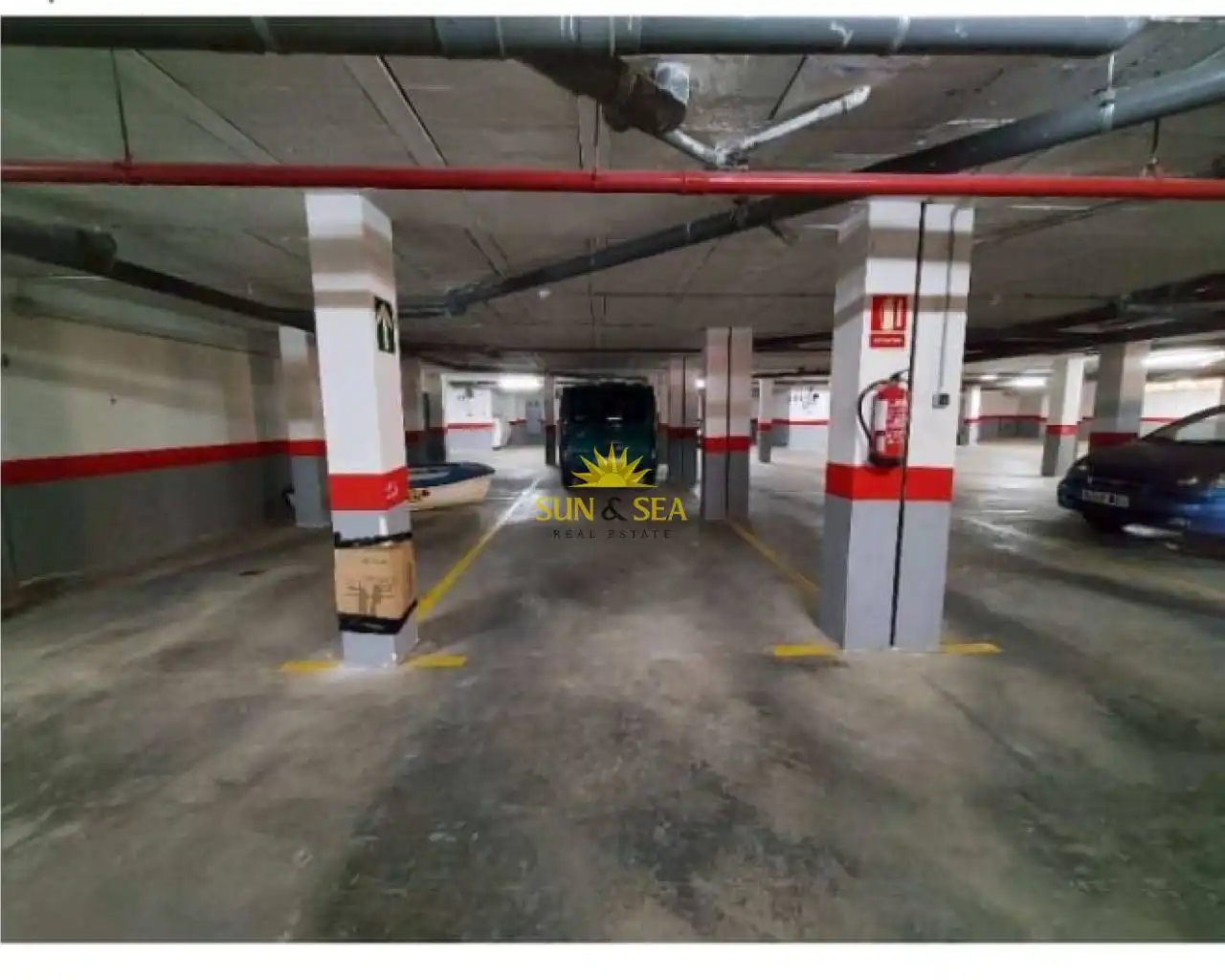 Parking de Apartamento de alquiler en Cartagena con Aire acondicionado, Calefacción y Piscina