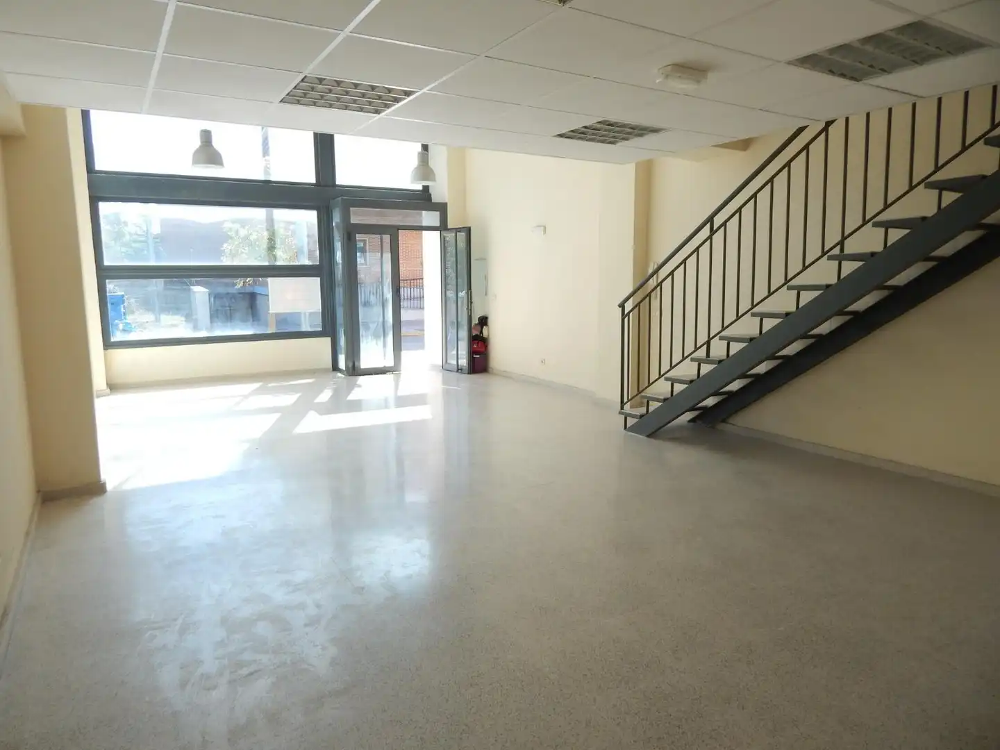 Commercial properties for rent in Ávila  with Air Conditioner