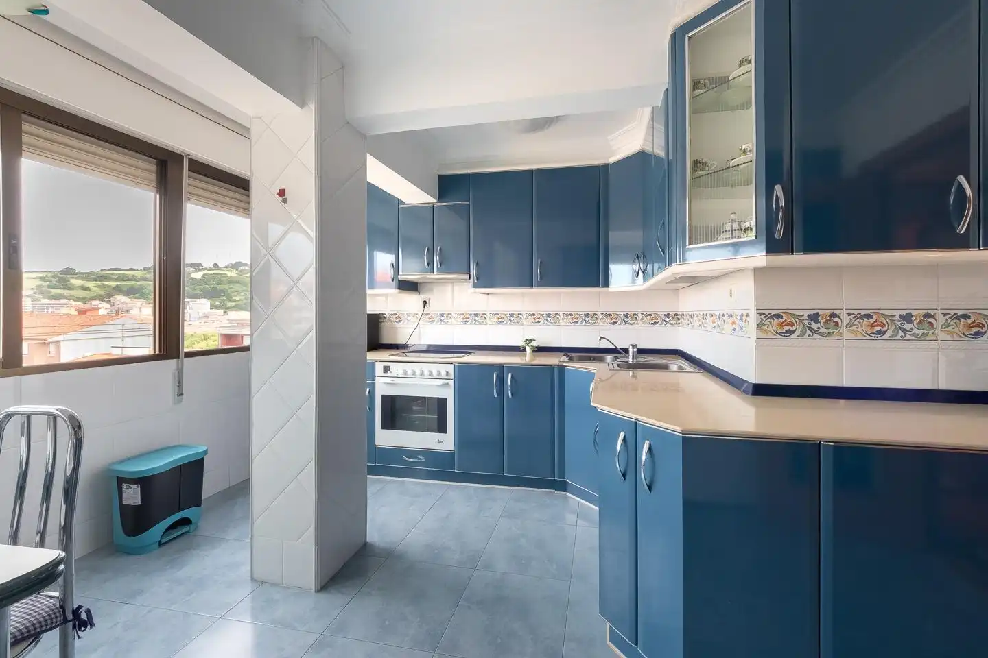 Cocina de Piso en venta en Bermeo con Terraza y Amueblado