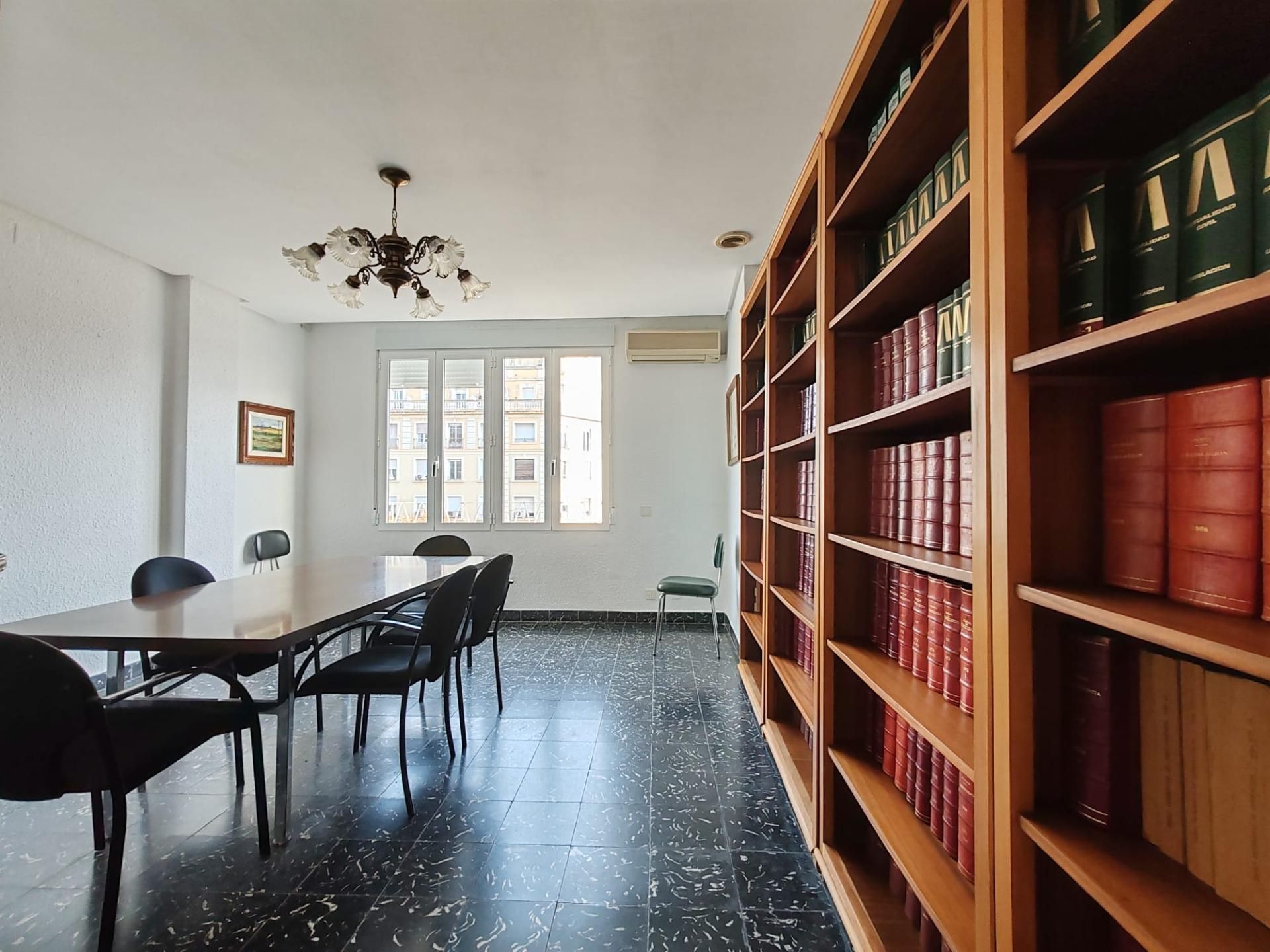 Office to rent in Arrancapins
