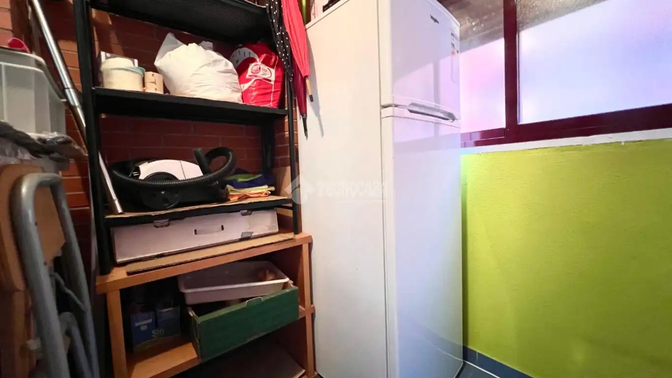 Kitchen of Flat for sale in Madrid  with Air Conditioner, Heating and Parquet flooring