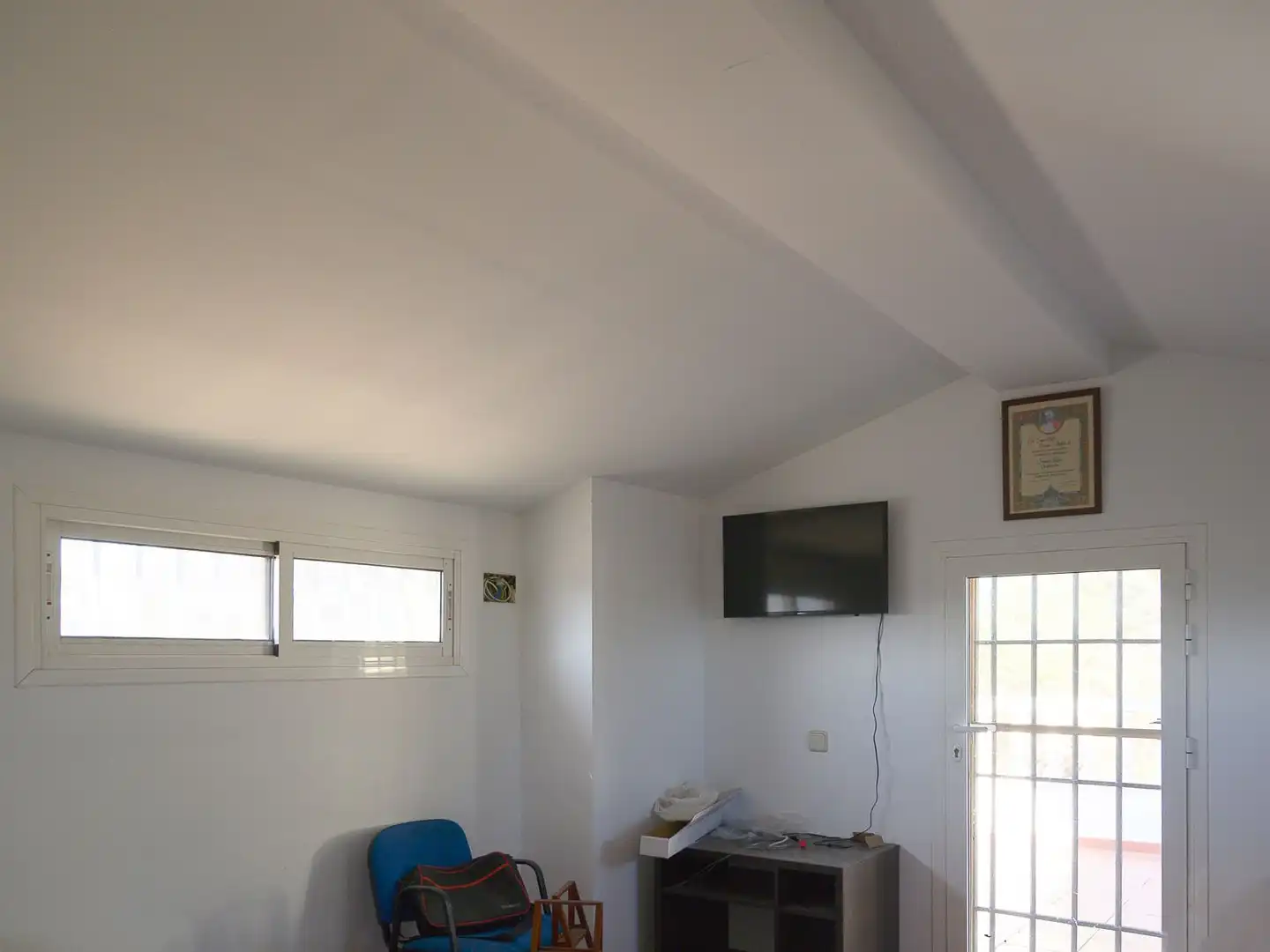 Sala d'estar de Casa o xalet de lloguer en Manises amb Calefacció, Jardí privat i Moblat