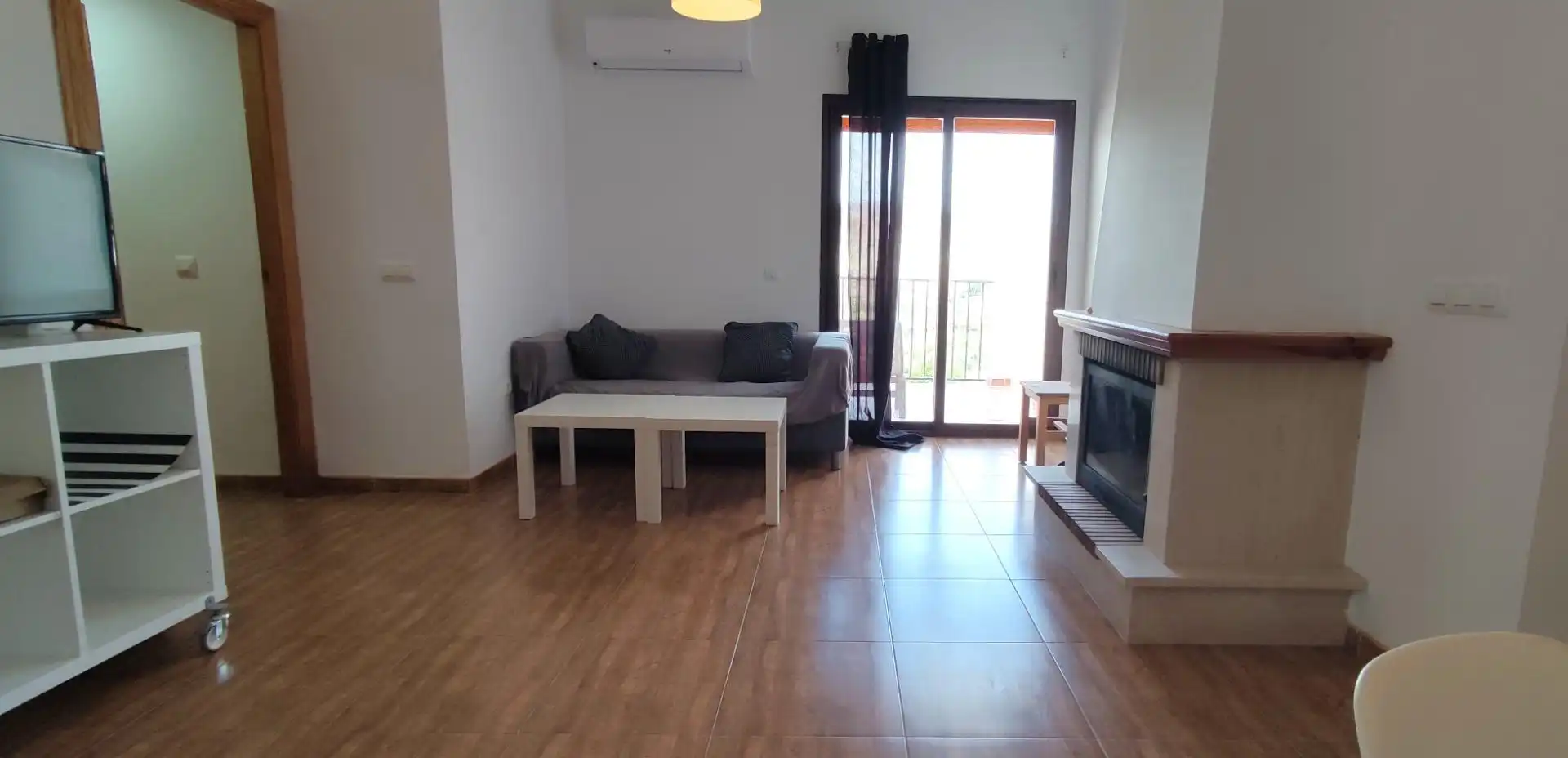 Sala d'estar de Pis en venda en Sorbas amb Aire condicionat, Jardí privat i Terrassa