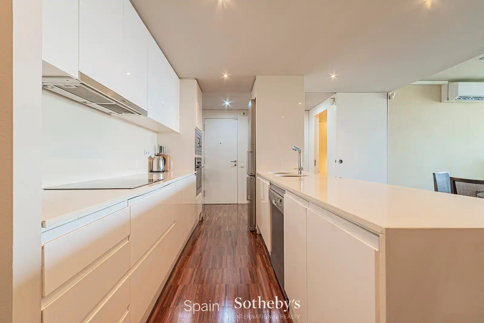 Cocina de Ático en venta en Barcelona con Aire acondicionado, Terraza y Piscina