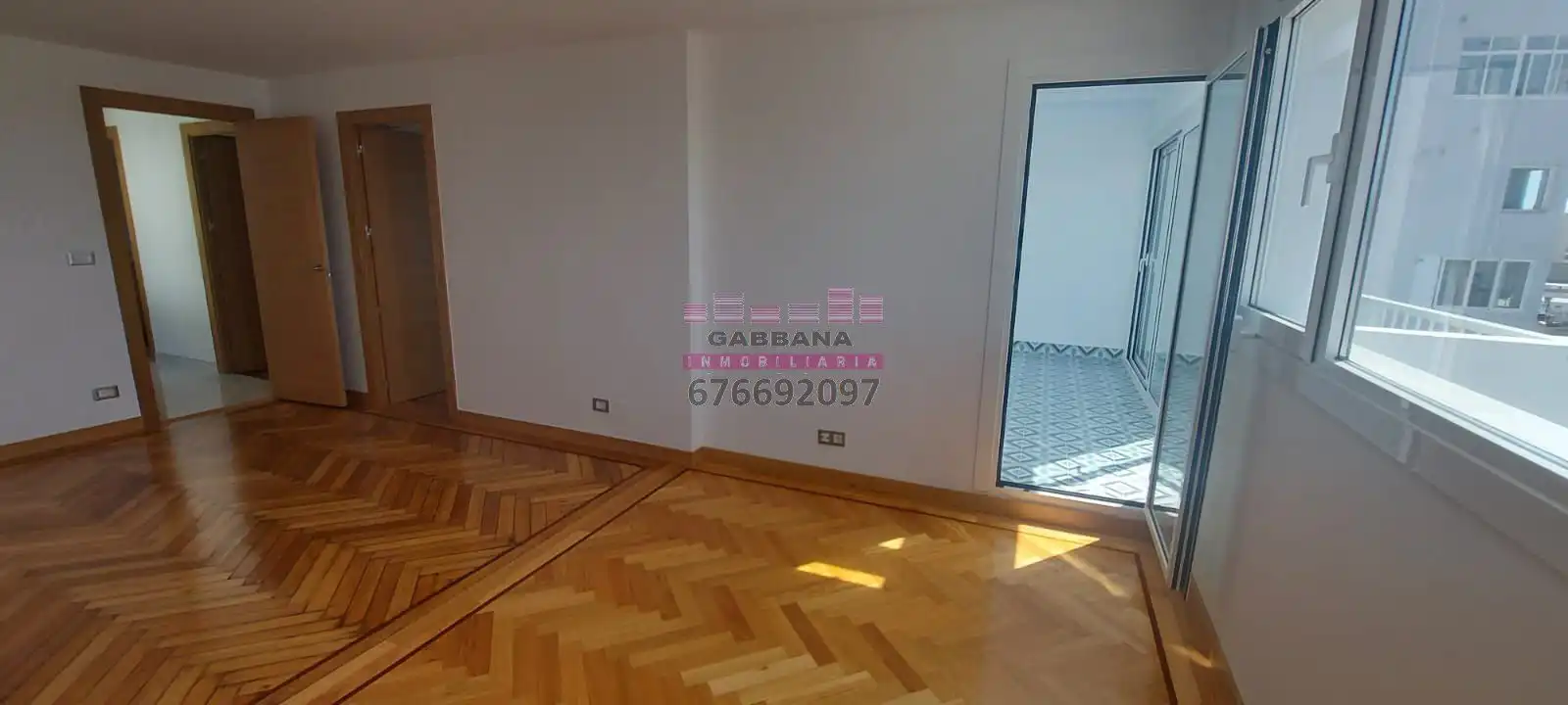 Pis de lloguer a Rúa do Conde de Torrecedeira, Berbés - Peritos