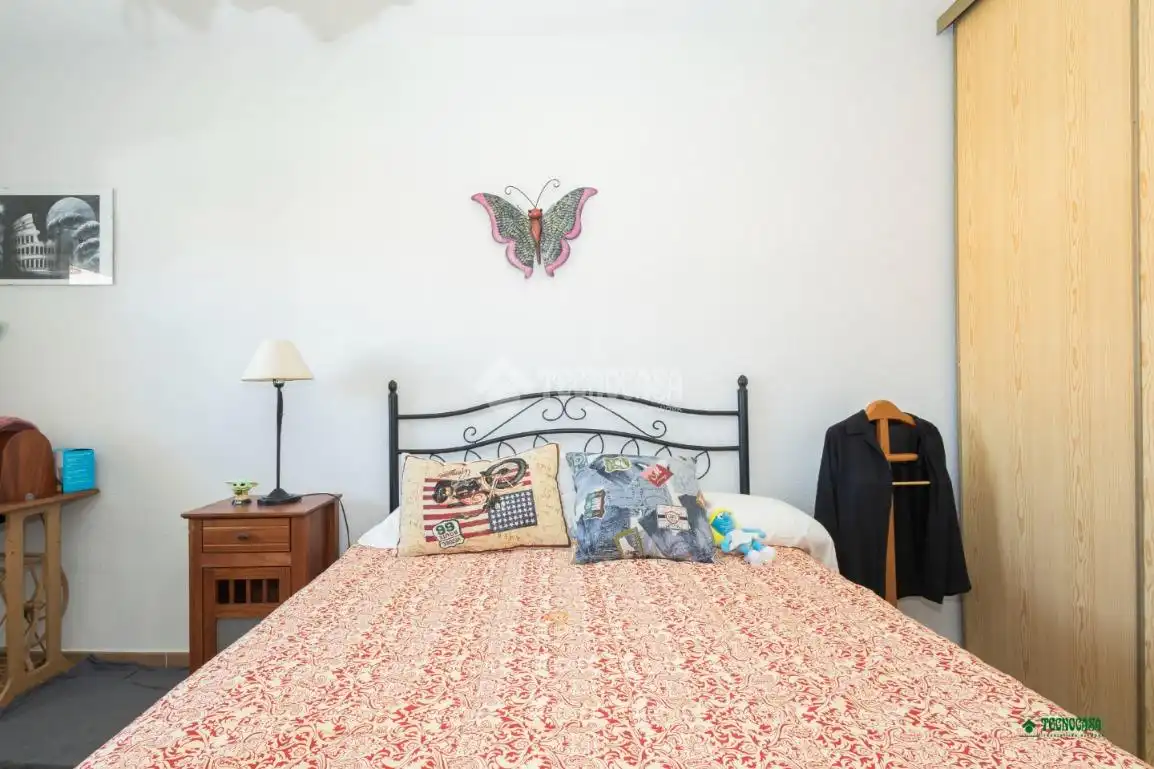 Habitación de Piso en venta en Almería con Terraza