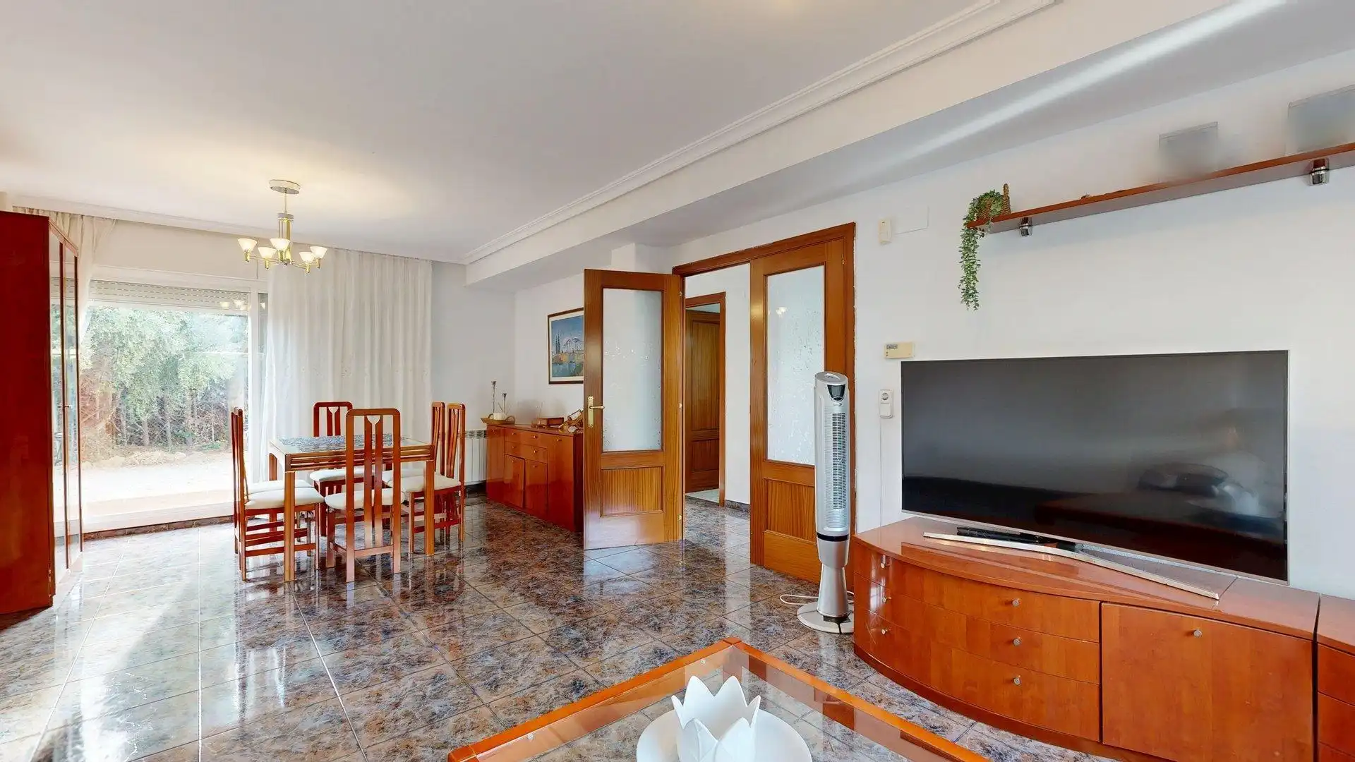 Sala d'estar de Casa adosada en venda en Figueruelas, Zaragoza